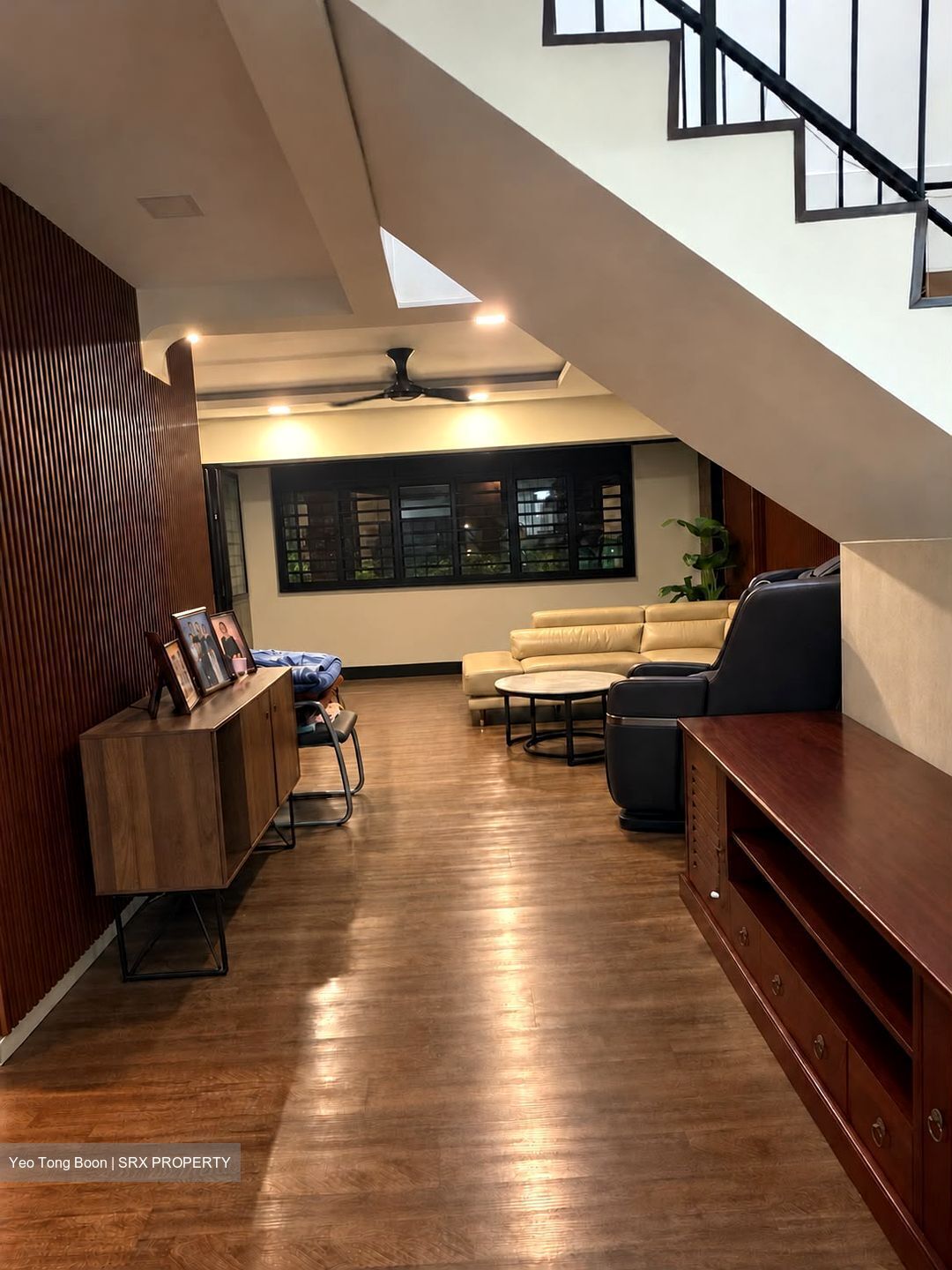 Blk 558 Jurong West Street 42 (Jurong West), HDB Executive #634587851